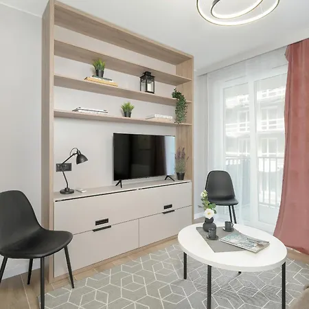 Nadolnik With Balcony & Ac By Rent Like Apartament