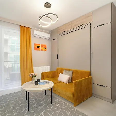 Nadolnik With Balcony & Ac By Rent Like Apartament