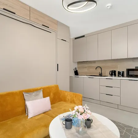 Nadolnik With Balcony & Ac By Rent Like Apartament *