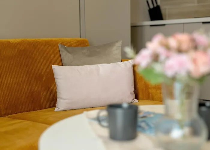 Nadolnik With Balcony & Ac By Rent Like Poznan